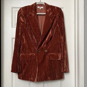 WAYF Presley Velvet Blazer in Rust